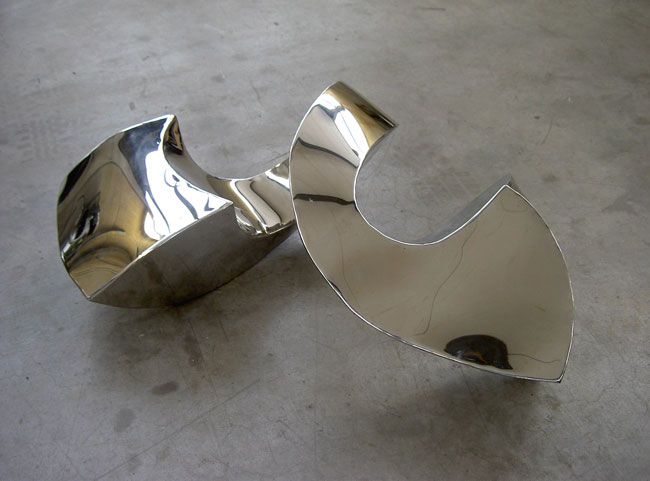 Reflektor 2010 49x118x63cm 1047