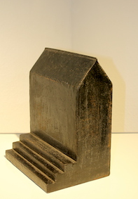 Hermann Weber, Casa, 2012, Eisenguss, patiniert, 30 x 23,5 x 18 cm