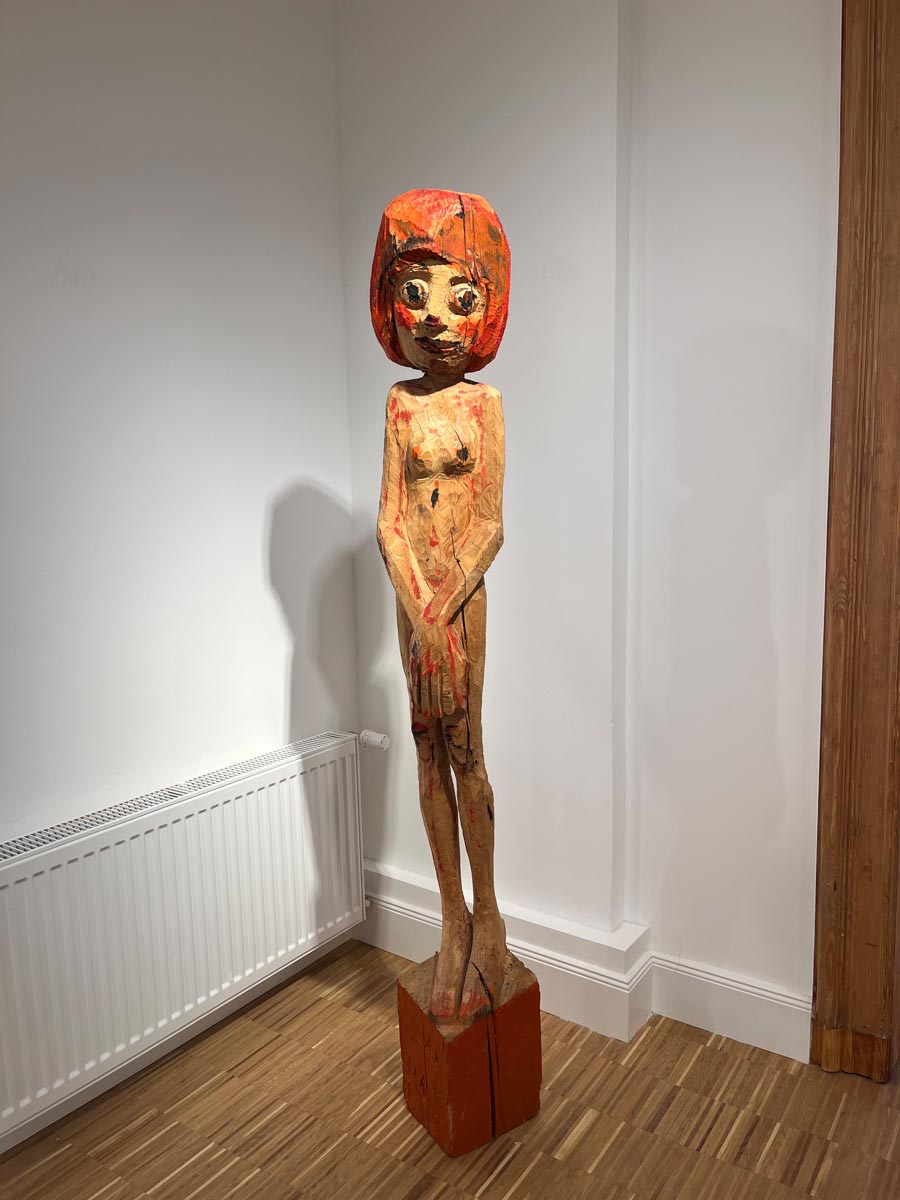 Hans Scheib Kleine Mingrelin 2009 HolzFarbe 174 x 20 x 22 cm
