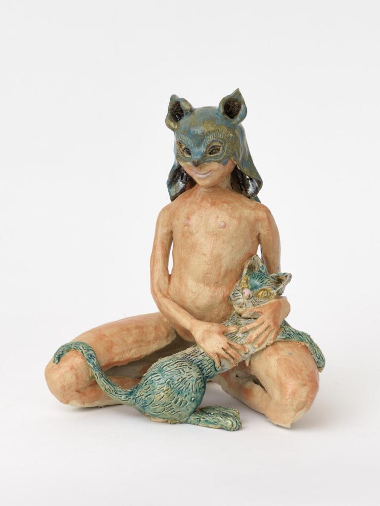 ARIANE BOSS Blue Masked Boy 2023 Keramik 23 x 19 x 26 cm