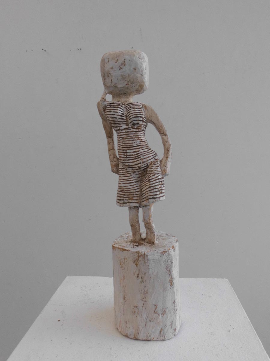 KLAUS HACK Kleine Taenzerin 2009 Eiche weiss gefasst 474 x